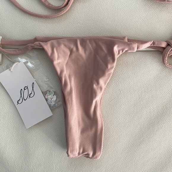 NEW Swell Obsessed Swimwear bikini in rose gold (XS/S) - Picture 4 of 10